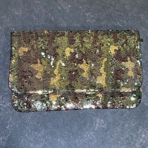 BCBGMaxAzria Lana Clutch Camo Sequins O/S